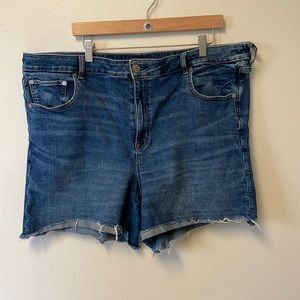 American eagle midi shorts